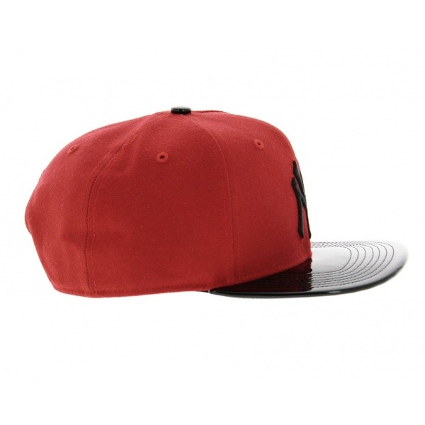 Casquette NY rouge et noire - 47 Brand