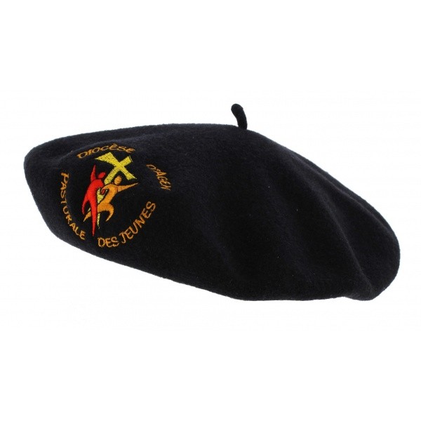 traclet beret